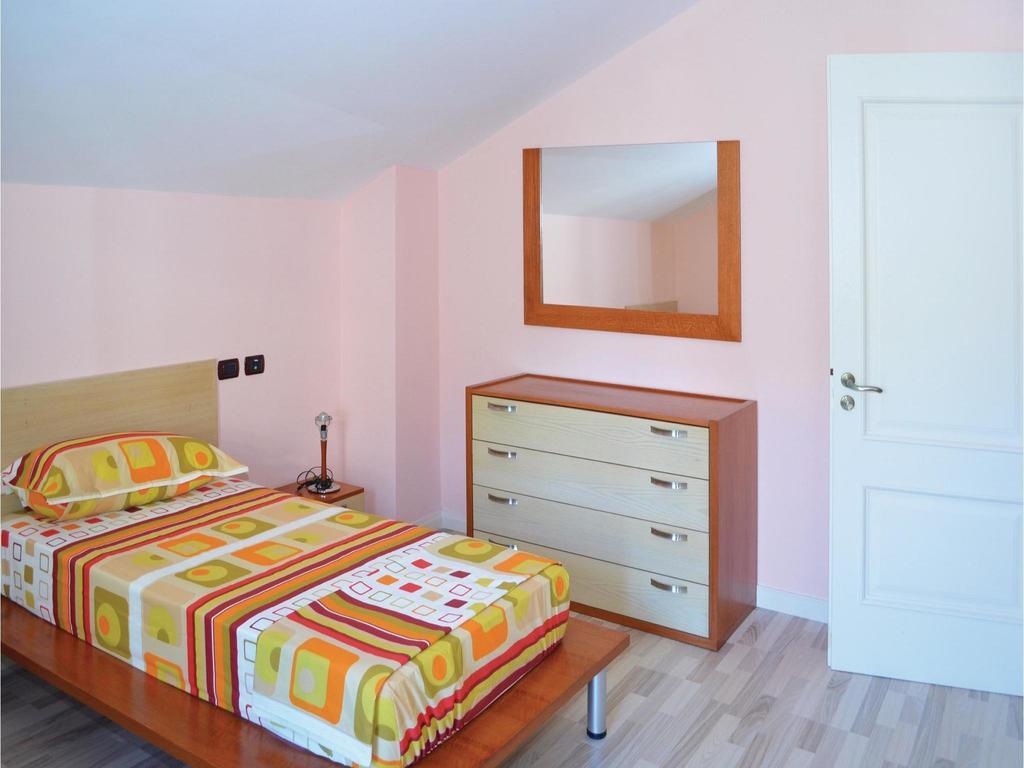 Holiday Home Pishat E Buta 28 Голем Екстериор снимка