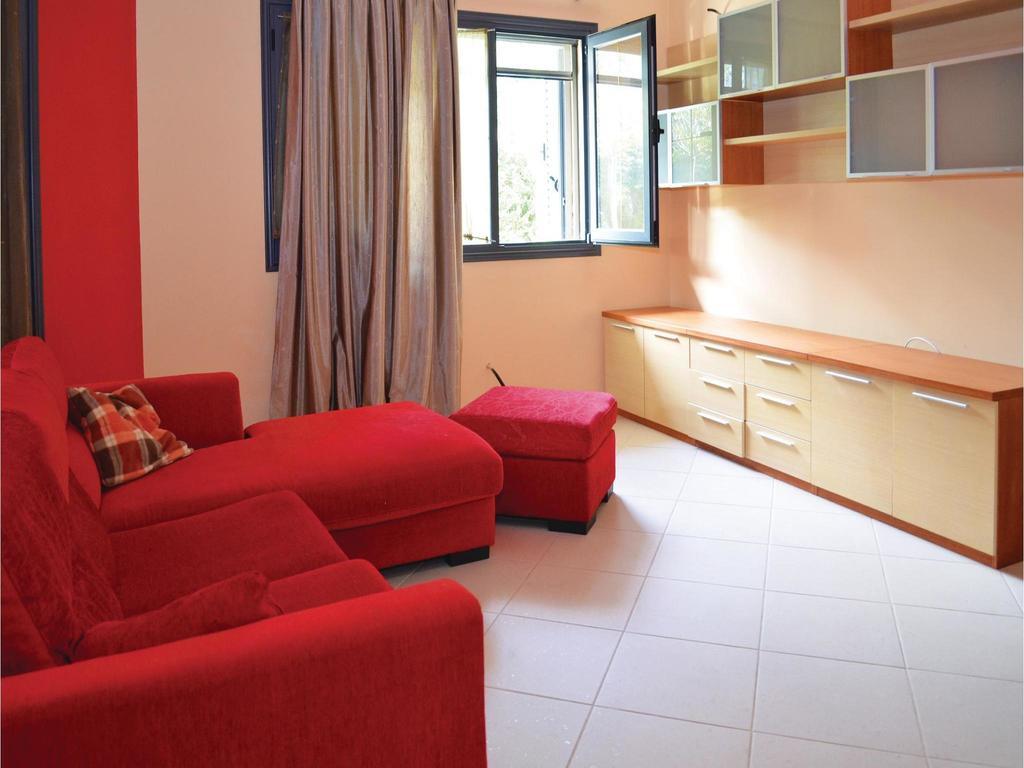Holiday Home Pishat E Buta 28 Голем Екстериор снимка
