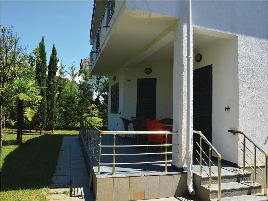 Holiday Home Pishat E Buta 28 Голем Екстериор снимка