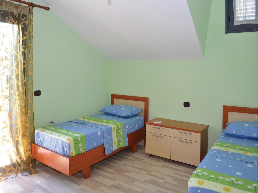 Holiday Home Pishat E Buta 28 Голем Екстериор снимка