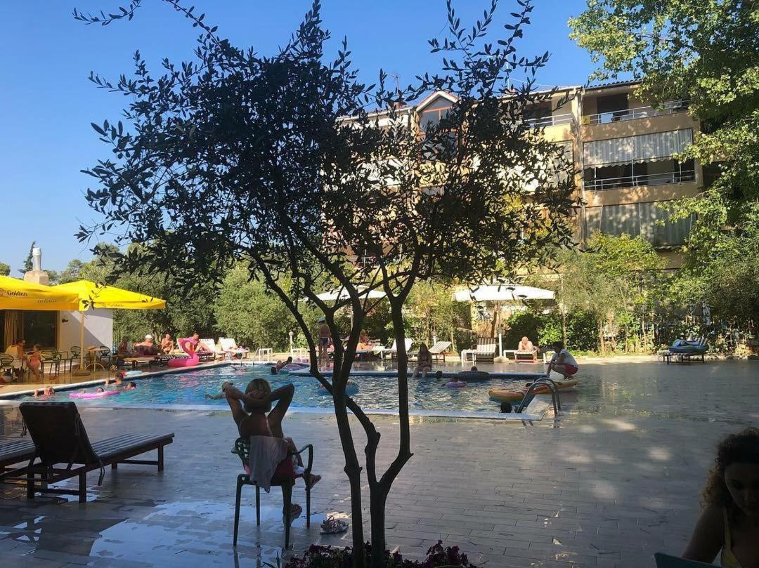 Holiday Home Pishat E Buta 28 Голем Екстериор снимка