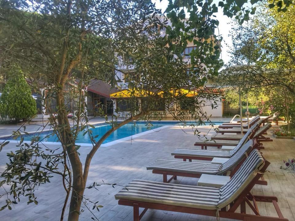 Holiday Home Pishat E Buta 28 Голем Екстериор снимка